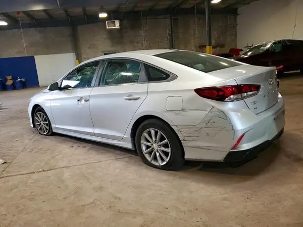5NPE24AF4JH634569 2018 HYUNDAI SONATA - Image 2