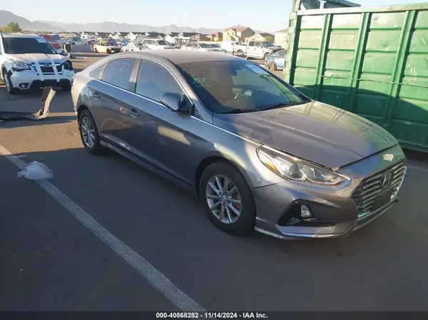 5NPE24AF4JH635804 2018 HYUNDAI SONATA - Image 1