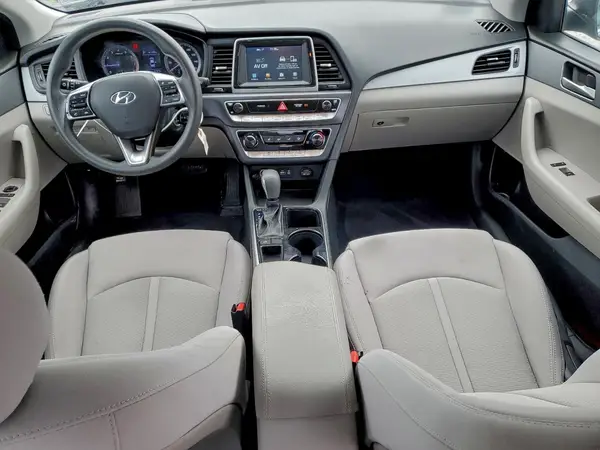 5NPE24AF4JH635818 2018 HYUNDAI SONATA - Image 8