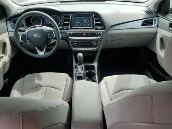 5NPE24AF4JH637813 2018 HYUNDAI SONATA - Image 8