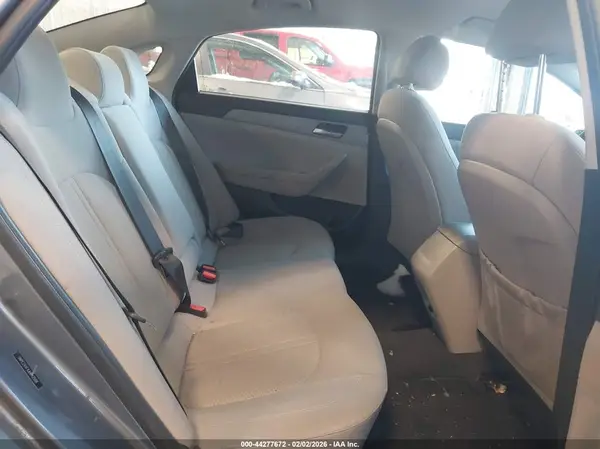 5NPE24AF4JH642588 2018 HYUNDAI SONATA - Image 8