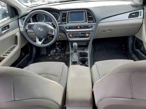 5NPE24AF4JH643515 2018 HYUNDAI SONATA - Image 8