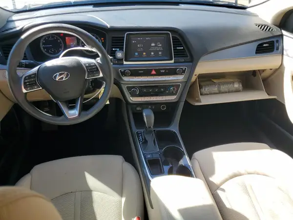5NPE24AF4JH647578 2018 HYUNDAI SONATA - Image 8