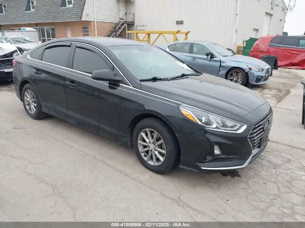 5NPE24AF4JH648181 2018 HYUNDAI SONATA - Image 1