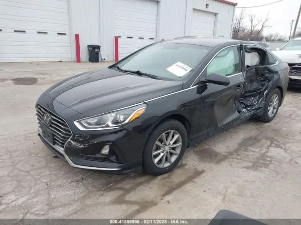 5NPE24AF4JH648181 2018 HYUNDAI SONATA - Image 2