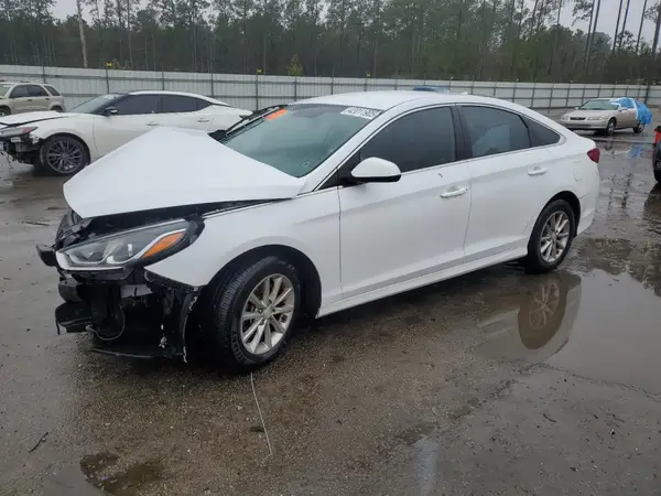 5NPE24AF4JH650643 2018 HYUNDAI SONATA - Image 1