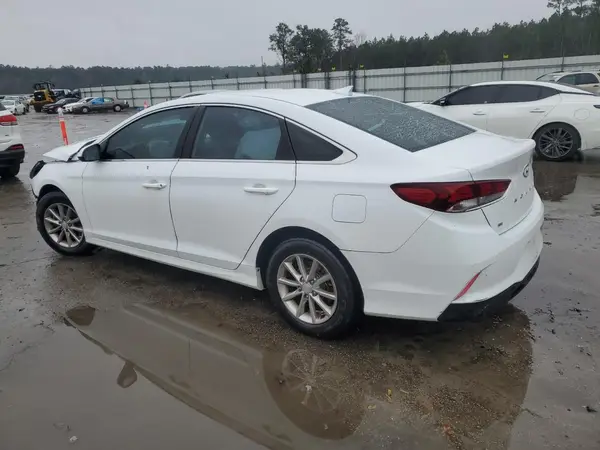 5NPE24AF4JH650643 2018 HYUNDAI SONATA - Image 2