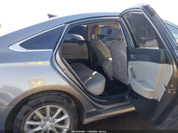 5NPE24AF4JH656751 2018 HYUNDAI SONATA - Image 8