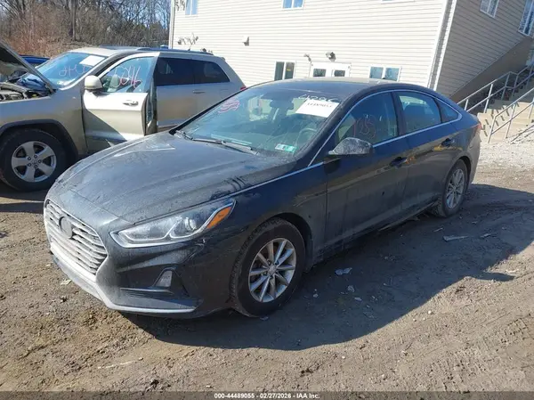 5NPE24AF4JH664395 2018 HYUNDAI SONATA - Image 2
