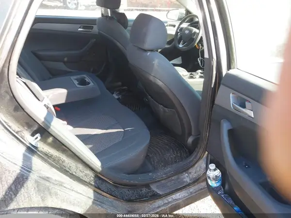 5NPE24AF4JH664395 2018 HYUNDAI SONATA - Image 8