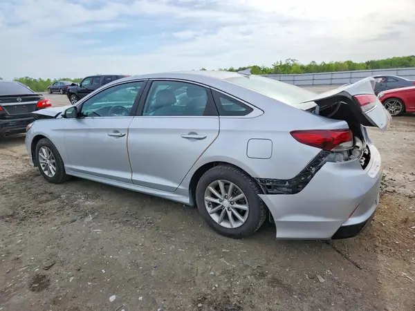 5NPE24AF4JH672898 2018 HYUNDAI SONATA - Image 2