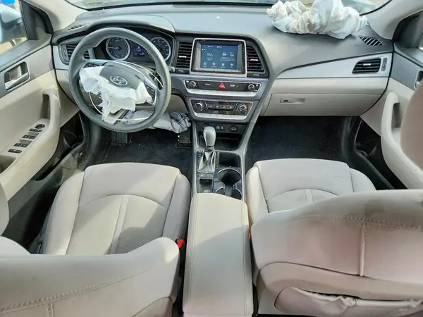 5NPE24AF4JH672898 2018 HYUNDAI SONATA - Image 8