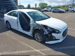 5NPE24AF4JH672996 2018 HYUNDAI SONATA