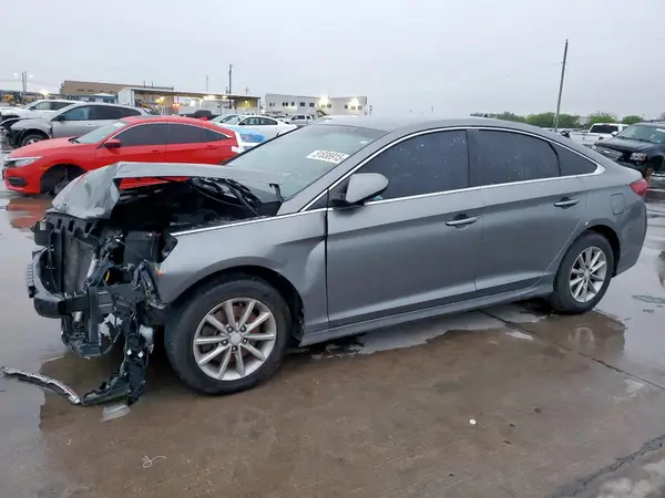 5NPE24AF4JH675283 2018 HYUNDAI SONATA - Image 1