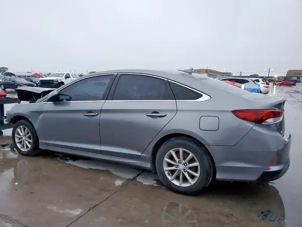 5NPE24AF4JH675283 2018 HYUNDAI SONATA - Image 2