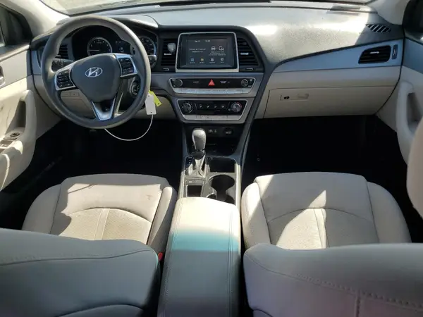 5NPE24AF4JH675834 2018 HYUNDAI SONATA - Image 8