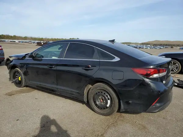 5NPE24AF4JH678524 2018 HYUNDAI SONATA - Image 2