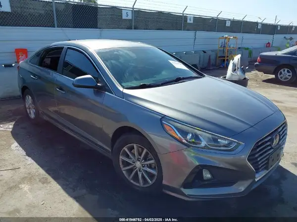 5NPE24AF4JH683982 2018 HYUNDAI SONATA - Image 1