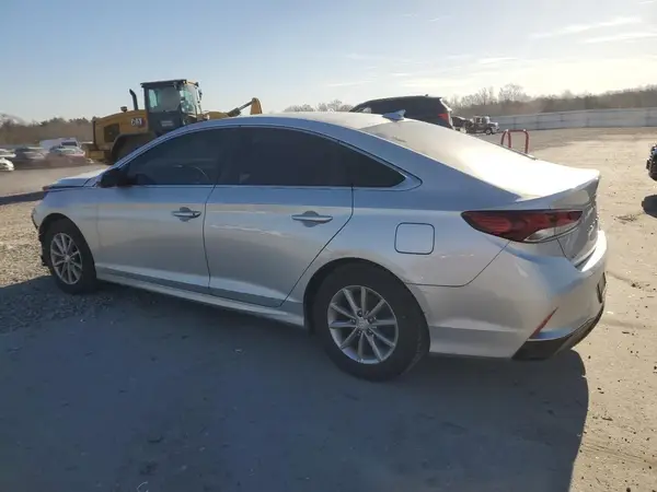 5NPE24AF4JH691483 2018 HYUNDAI SONATA - Image 2
