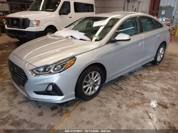 5NPE24AF4JH693542 2018 HYUNDAI SONATA - Image 2