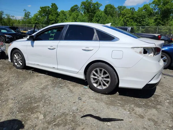 5NPE24AF4JH694030 2018 HYUNDAI SONATA - Image 2