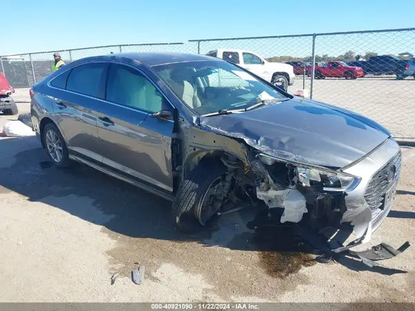 5NPE24AF4JH694514 2018 HYUNDAI SONATA - Image 1