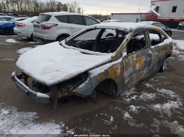 5NPE24AF4JH694738 2018 HYUNDAI SONATA - Image 2