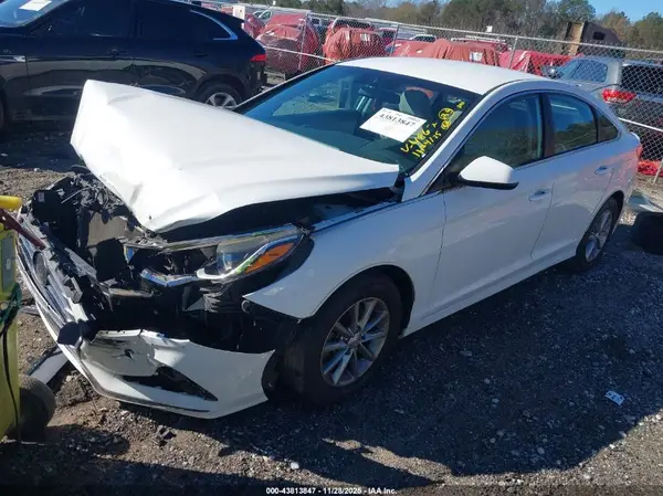 5NPE24AF4JH694867 2018 HYUNDAI SONATA - Image 2