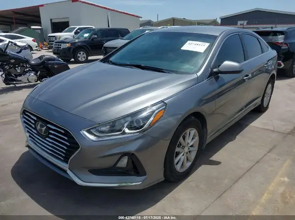 5NPE24AF4JH695405 2018 HYUNDAI SONATA - Image 2