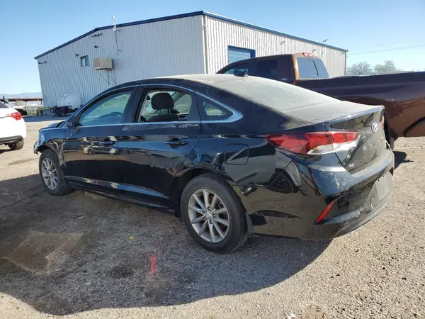 5NPE24AF4JH696182 2018 HYUNDAI SONATA - Image 2