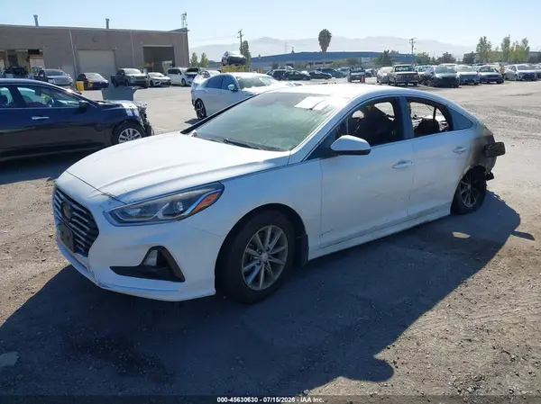 5NPE24AF4JH704510 2018 HYUNDAI SONATA - Image 2