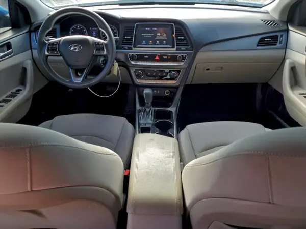 5NPE24AF4JH705673 2018 HYUNDAI SONATA - Image 8