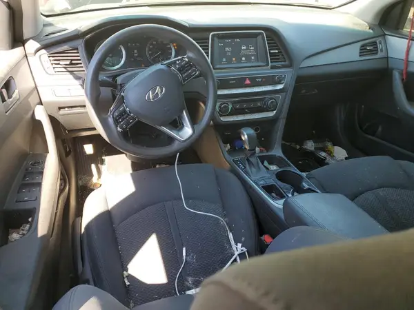 5NPE24AF4JH707875 2018 HYUNDAI SONATA - Image 8