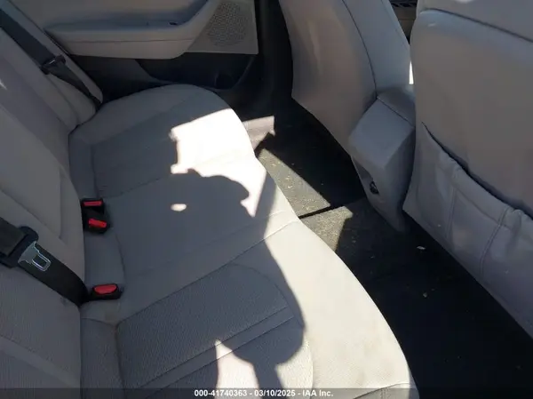 5NPE24AF4JH709058 2018 HYUNDAI SONATA - Image 8