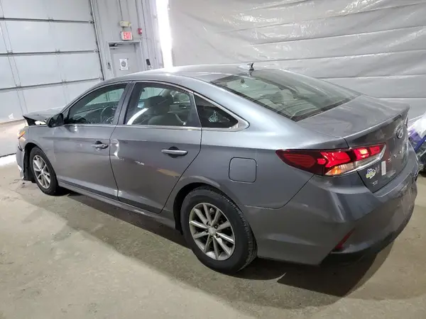 5NPE24AF4JH710663 2018 HYUNDAI SONATA - Image 2