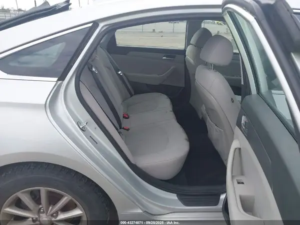 5NPE24AF4JH712574 2018 HYUNDAI SONATA - Image 8