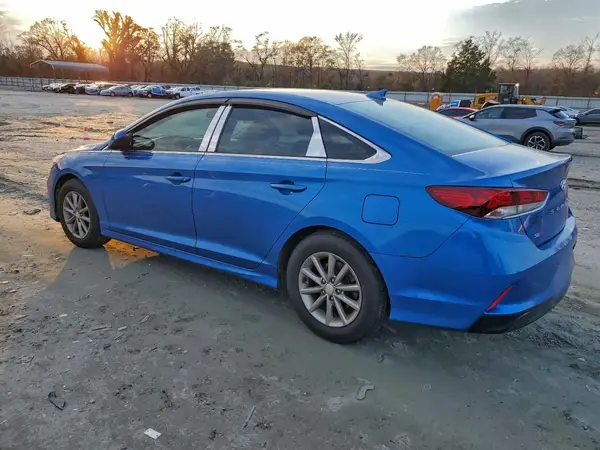 5NPE24AF4JH720397 2018 HYUNDAI SONATA - Image 2