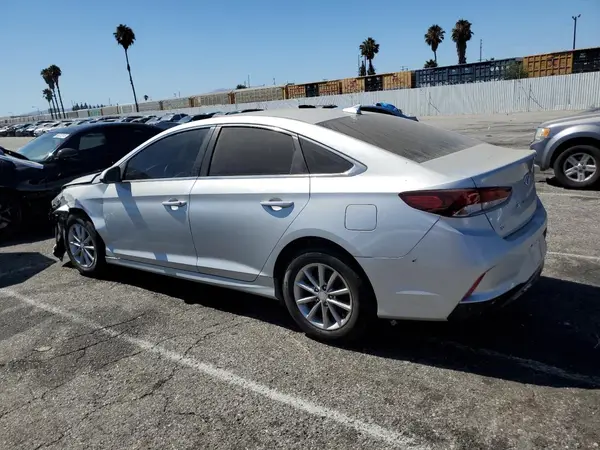 5NPE24AF4JH722926 2018 HYUNDAI SONATA - Image 2