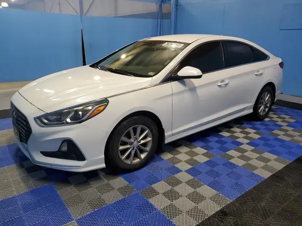 5NPE24AF4JH723834 2018 HYUNDAI SONATA - Image 1