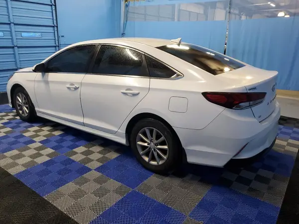 5NPE24AF4JH723834 2018 HYUNDAI SONATA - Image 2