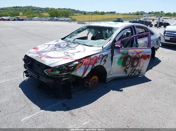 5NPE24AF4JH723994 2018 HYUNDAI SONATA - Image 2