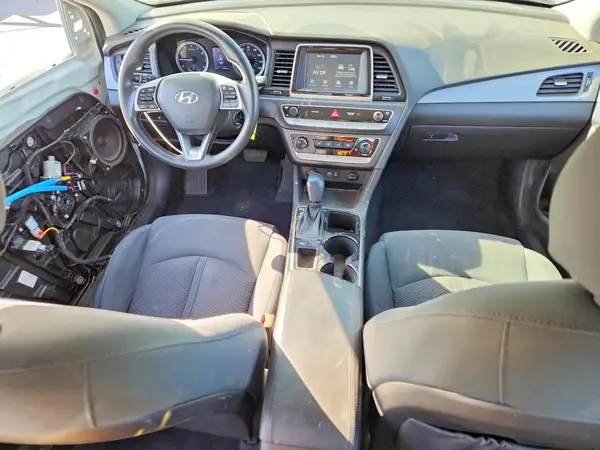 5NPE24AF4KH729523 2019 HYUNDAI SONATA - Image 8