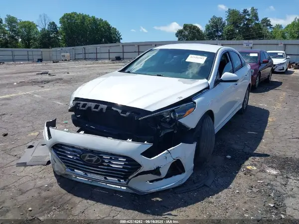 5NPE24AF4KH734270 2019 HYUNDAI SONATA - Image 2