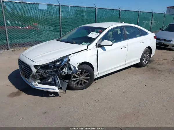 5NPE24AF4KH735547 2019 HYUNDAI SONATA - Image 2