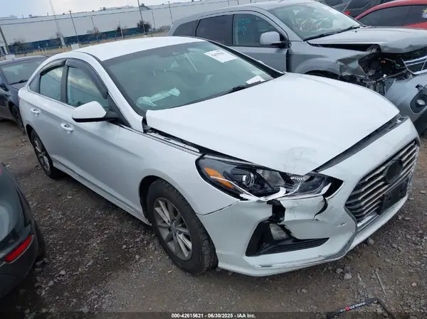 5NPE24AF4KH735550 2019 HYUNDAI SONATA - Image 1