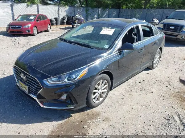 5NPE24AF4KH735581 2019 HYUNDAI SONATA - Image 2