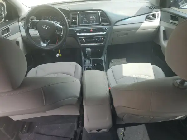 5NPE24AF4KH736598 2019 HYUNDAI SONATA - Image 8