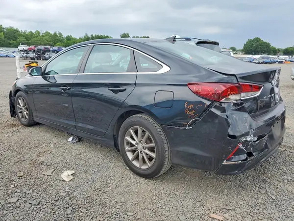 5NPE24AF4KH737038 2019 HYUNDAI SONATA - Image 2