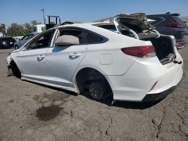 5NPE24AF4KH740828 2019 HYUNDAI SONATA - Image 2