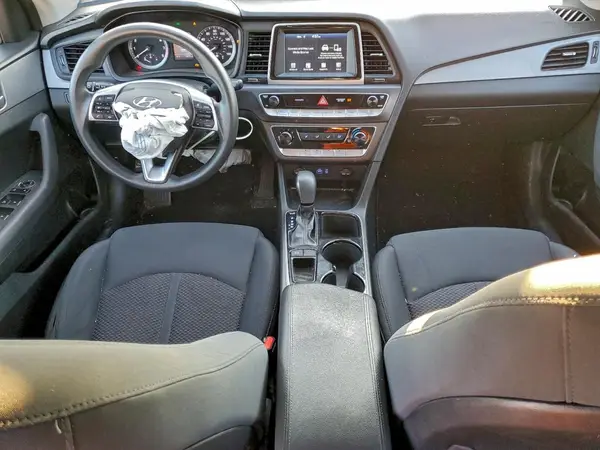 5NPE24AF4KH743678 2019 HYUNDAI SONATA - Image 8